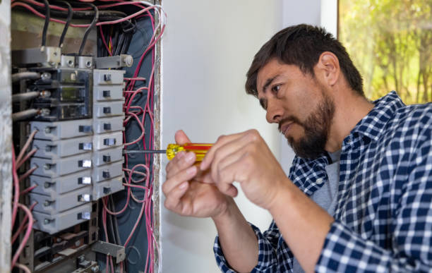 Best Electrical Contractors for Businesses  in Toledo, OH